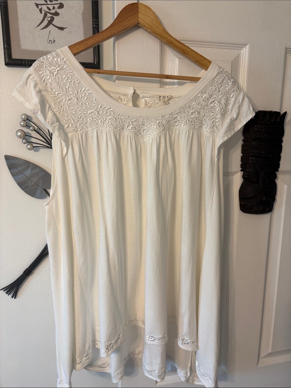 POL White Embroidered Scoop Neck Tunic